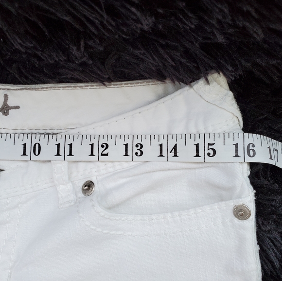 Maurice's White Shorts Size 7 / 8 - Picture 5 of 8